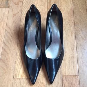 Nine West Heels, black, size 6M
